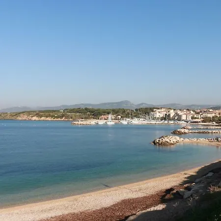 Studio Proche Plages Apartmán *